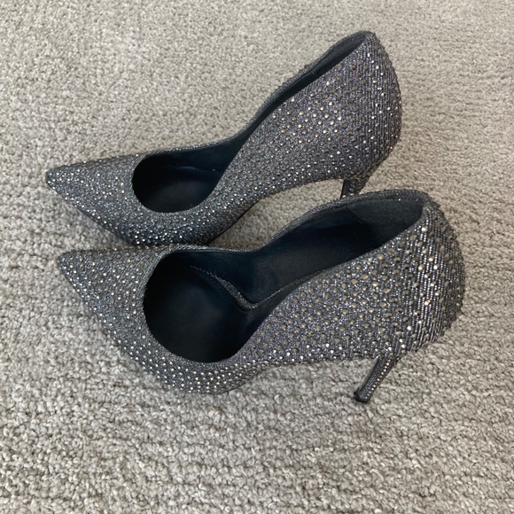Steve Madden Sparkly Pumps - Picture 4 of 4